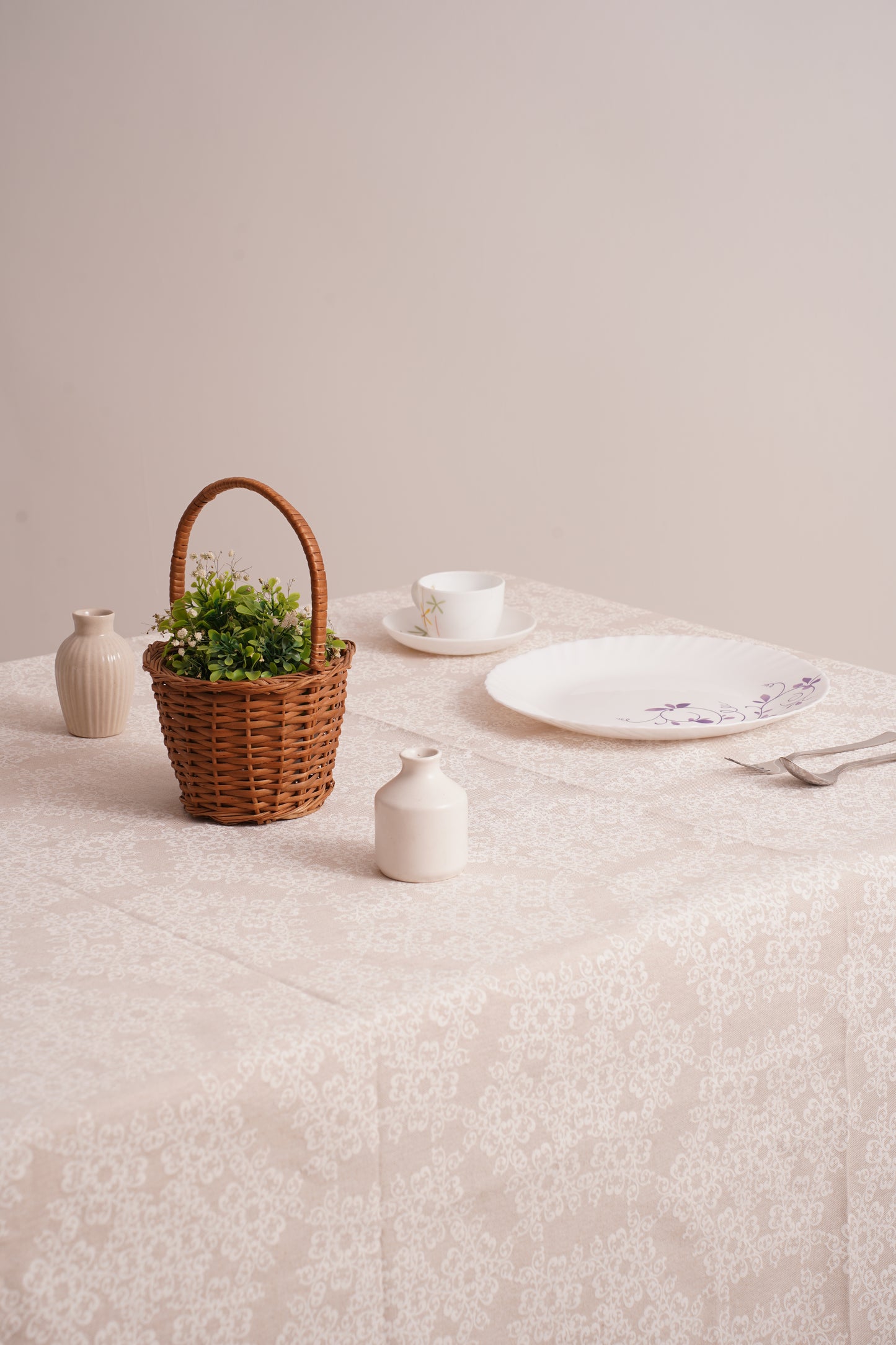 Lace Beige Cotton-Linen Table Cover