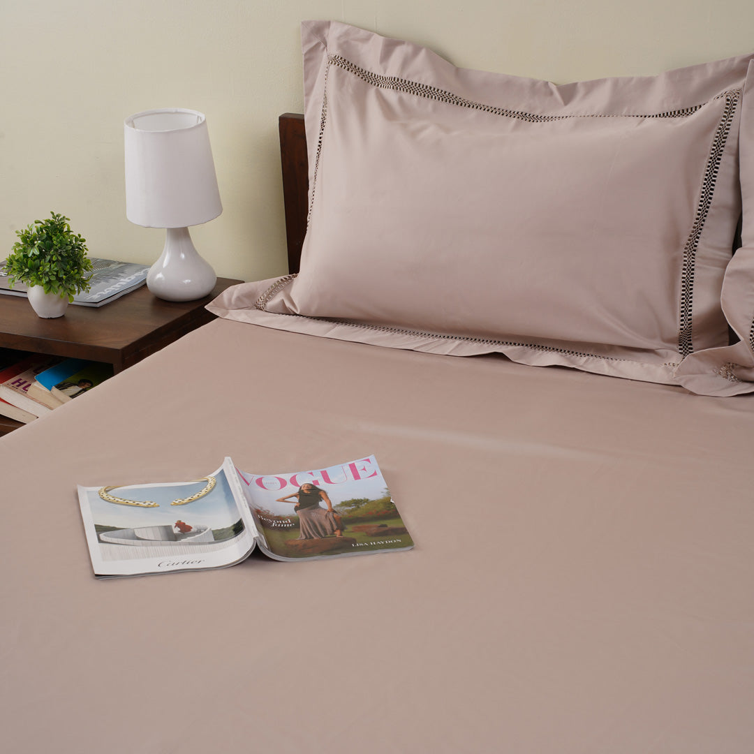 Waves Bedsheet In peach