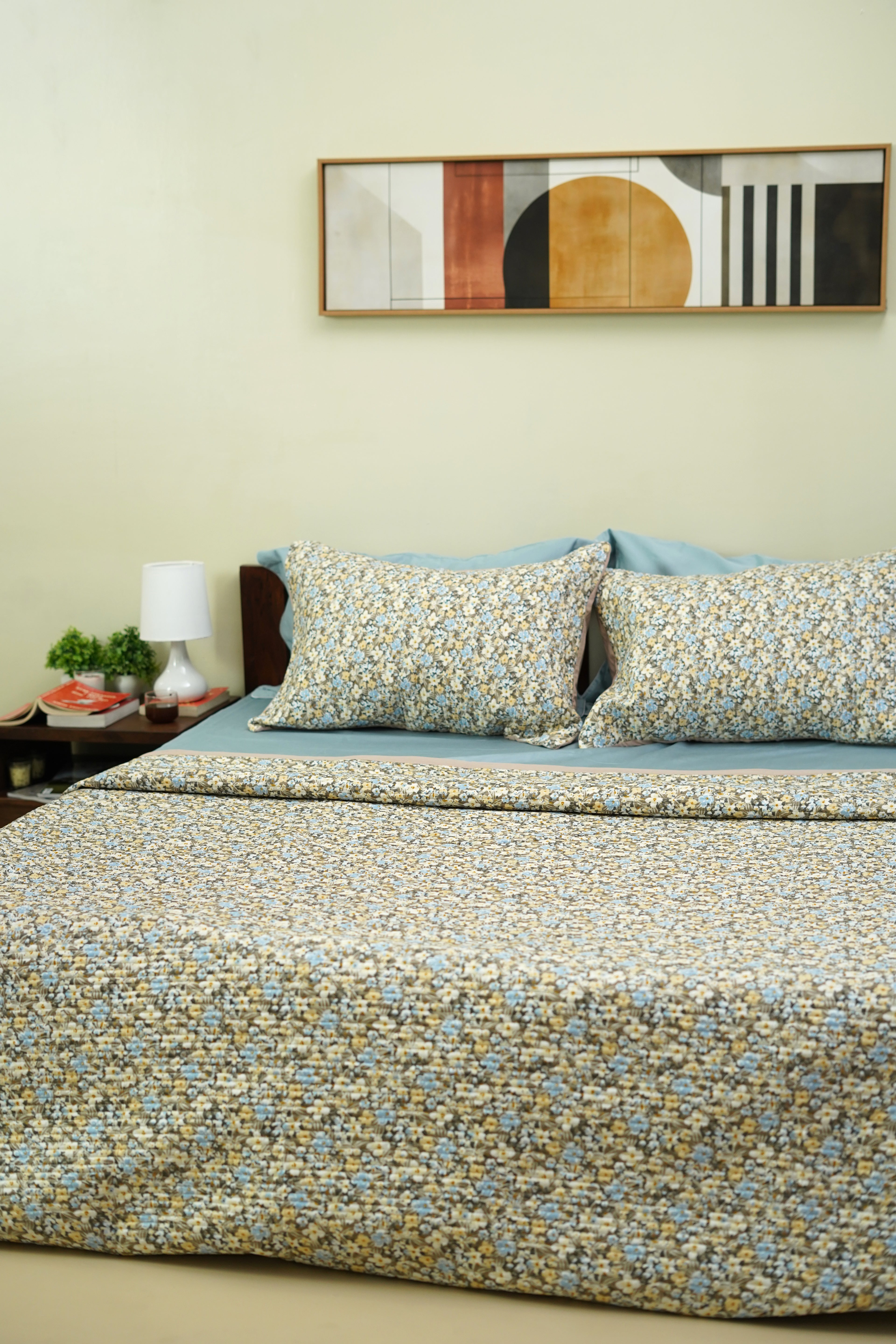 Brownstone Reversible Bedcover