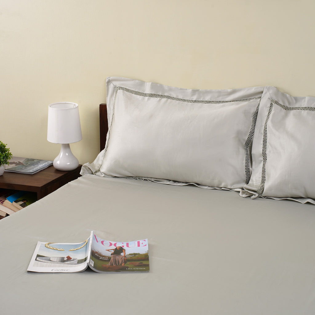 Waves Bedsheet In Pistachio
