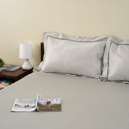 Waves Bedsheet In Pistachio