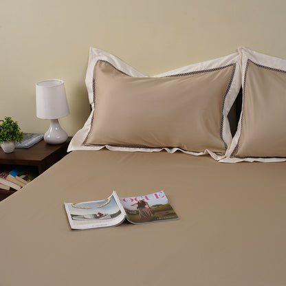 Moon Bedsheet In Beige