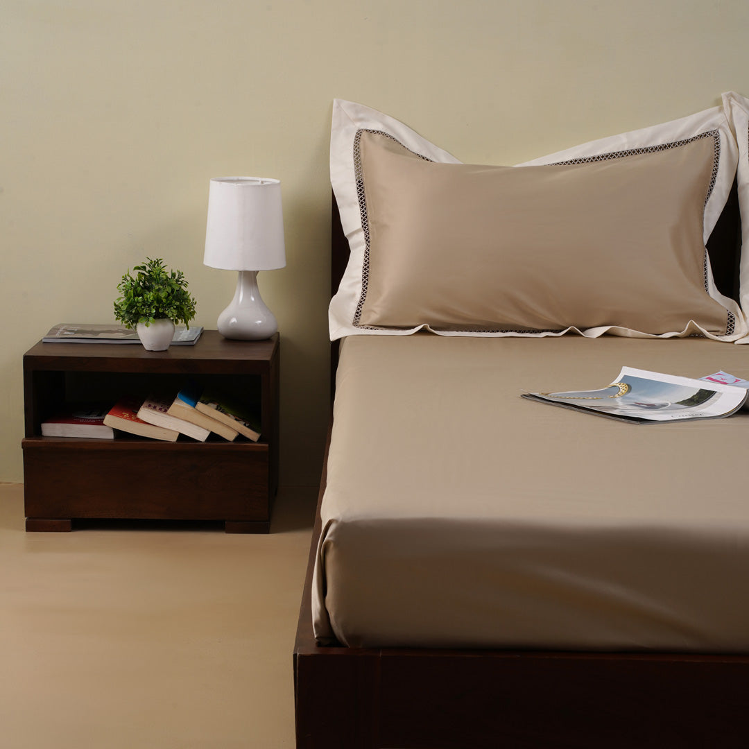 Moon Bedsheet In Beige