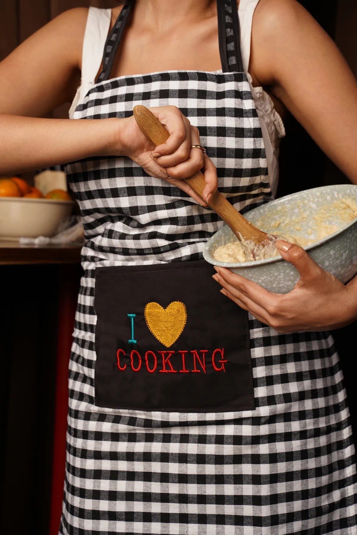 Prestige Black & White Apron